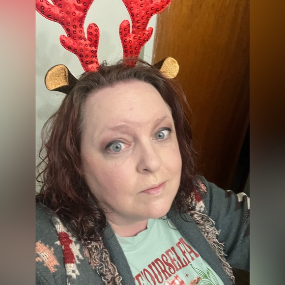 Meet your Posher, Cassandra - Picture 3 of 8